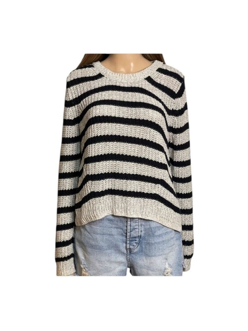 Cable-knit Crewneck Sweater Women’s Medium Black & Beige/Ivory Size Medium